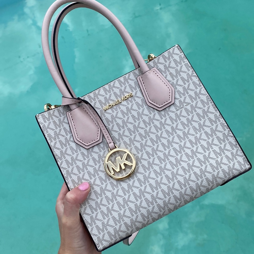 Michael Kors messenger bag